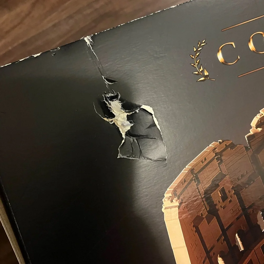 LEGO Colosseum Set - Picture 3 of 5